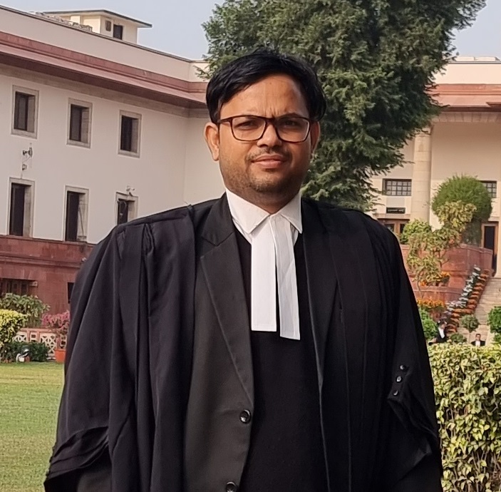 Advocate Manish Kumar